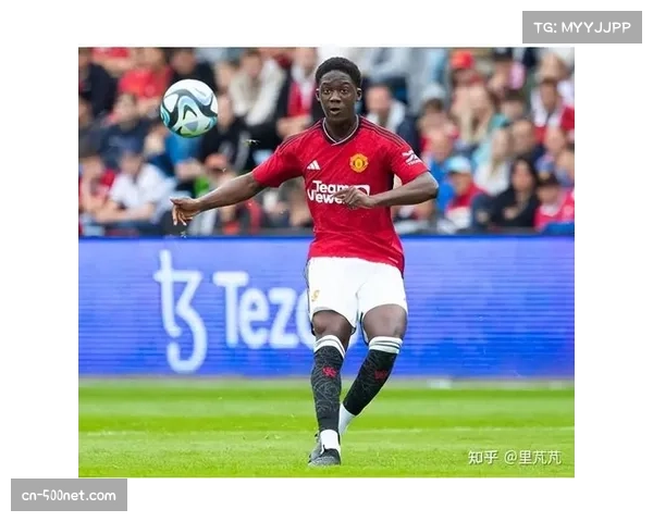 曼联中场发动机缺阵：梅努轻伤导致双后腰默契组合拆散